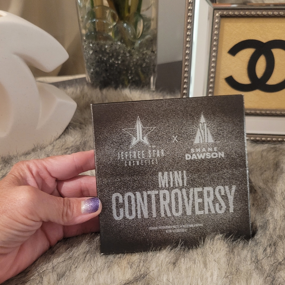 Jefree Star x Shane Dawson Mini Controversy eyeshadow palette, BNIB